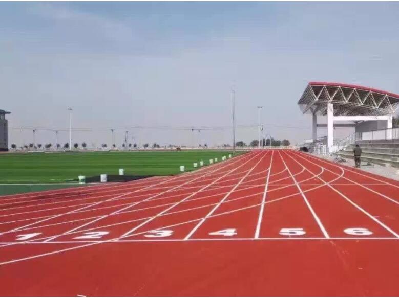 室外塑胶跑道耐用吗 室外塑胶跑道耐用吗